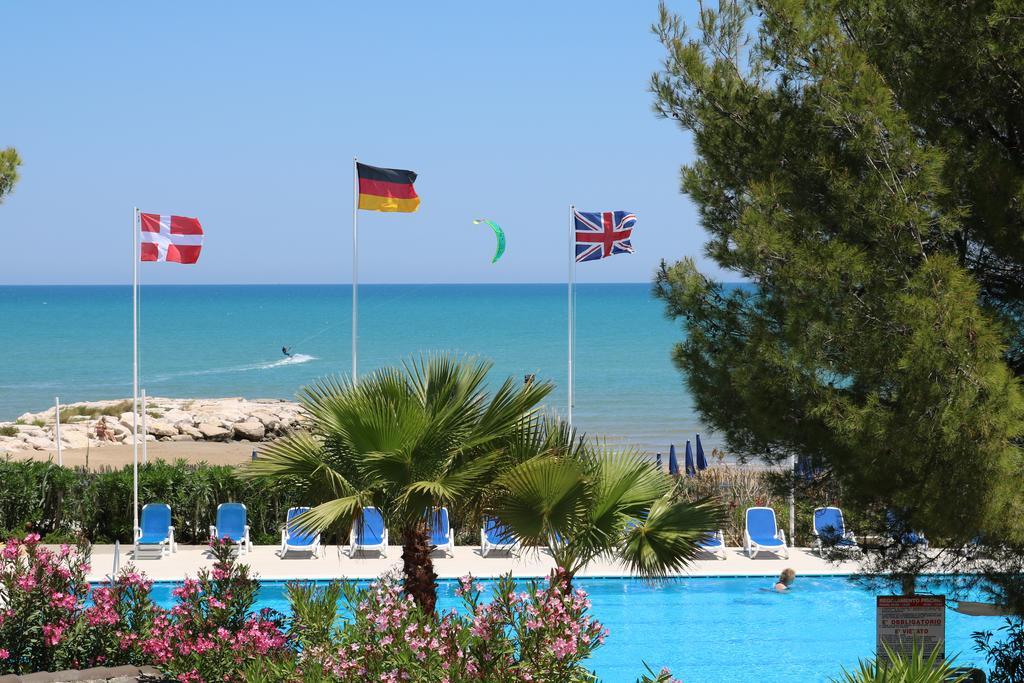 Hotel Gabbiano Beach Vieste Exterior foto